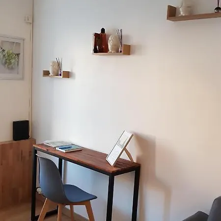 D'elnon-libre * سانت أماند ليه أوكس